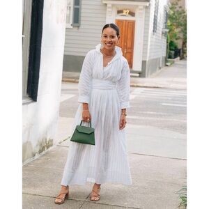 Chic White Wiggy Kit Maxi Dress